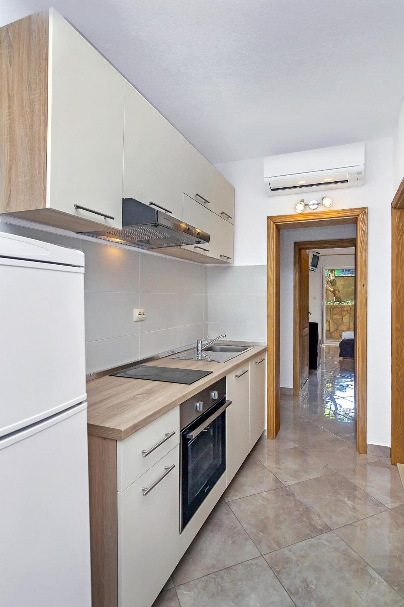 Apartmani Nikola Zastražišće 外观 照片